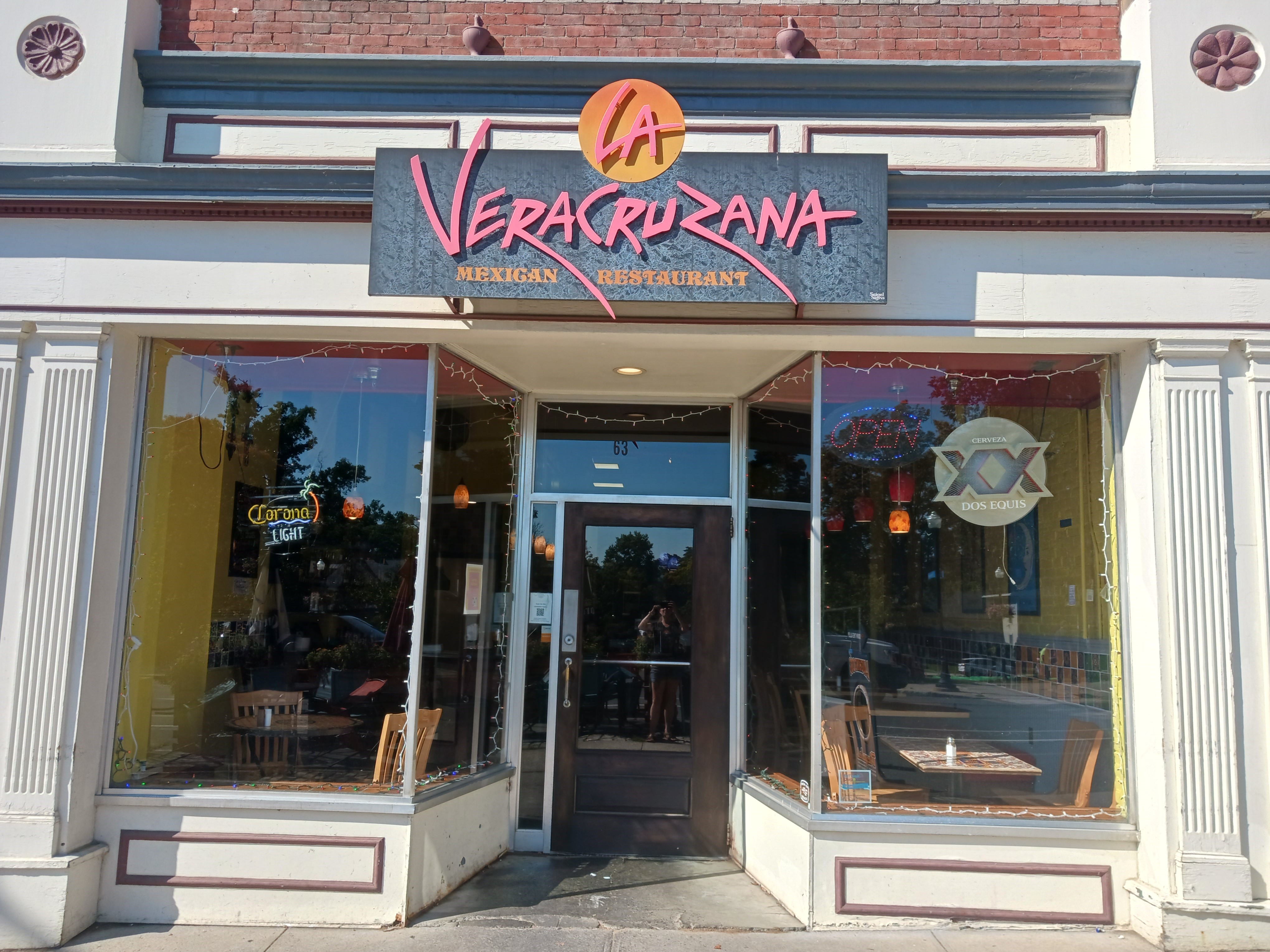 Image of La Veracruzana restaurant in MA (ReThink Disposable restaurant)