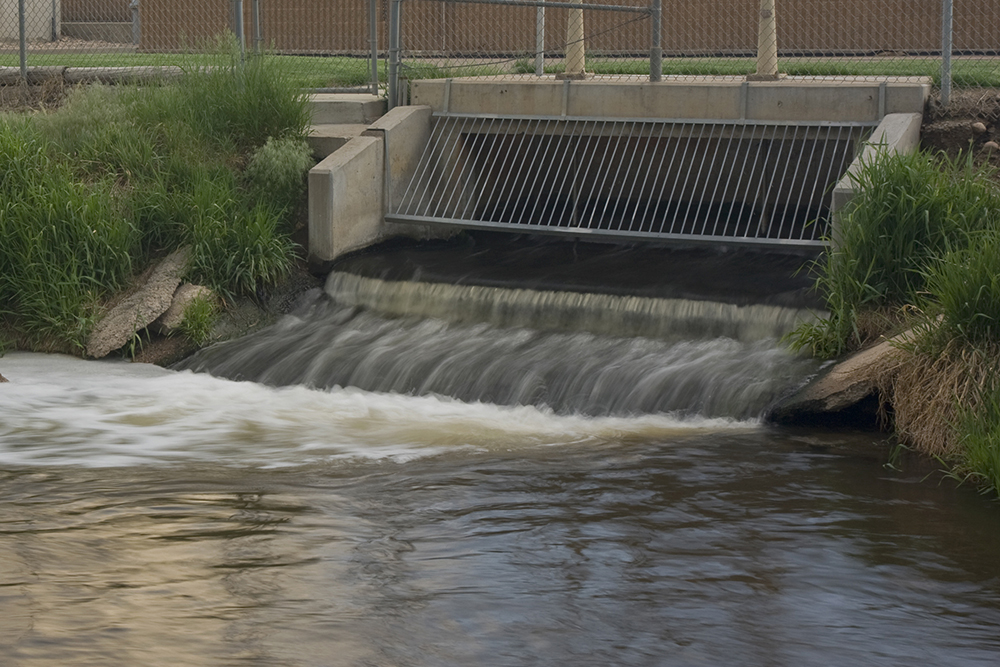 photo: water treatment plant, shutterstock.com