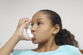 child using inhaler