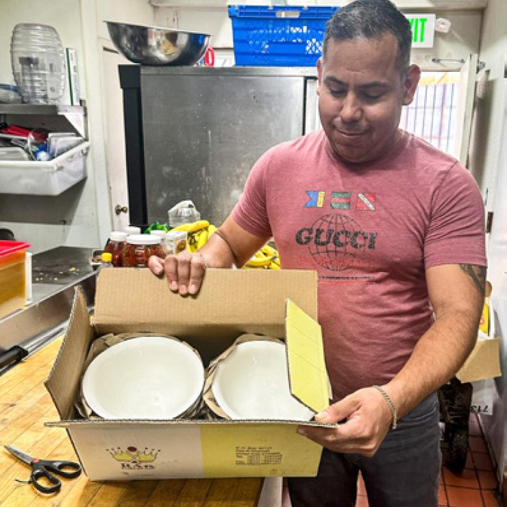 Hogar Latino Panaderia Y Restaurant Co-Owner Hugo Barajas Jimenez