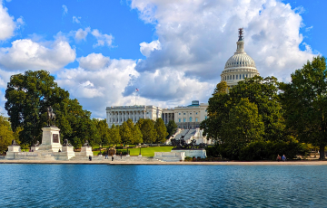 US Congress and reflecting pool. Photo Jen Schlicht