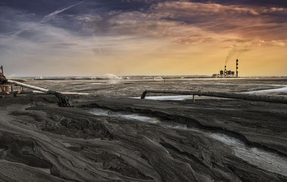 photo: coal ash dump / shutterstock